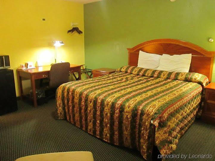 Rodeway Inn Flora Ngoại thất bức ảnh